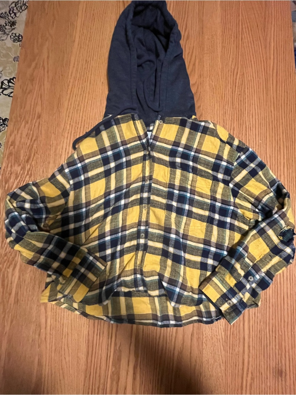 American Eagle women’s Cotton Flannel Plaid Hooded Cropped Button-Up Shirt Large